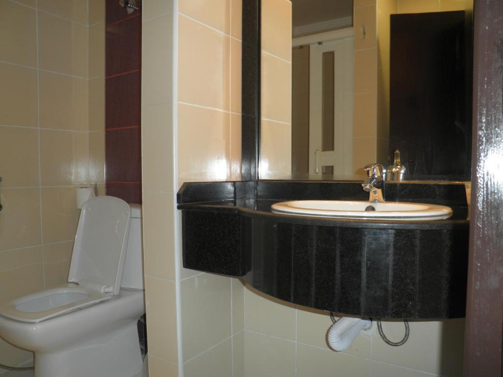 כוויית Marina Royal Hotel Suites חדר תמונה