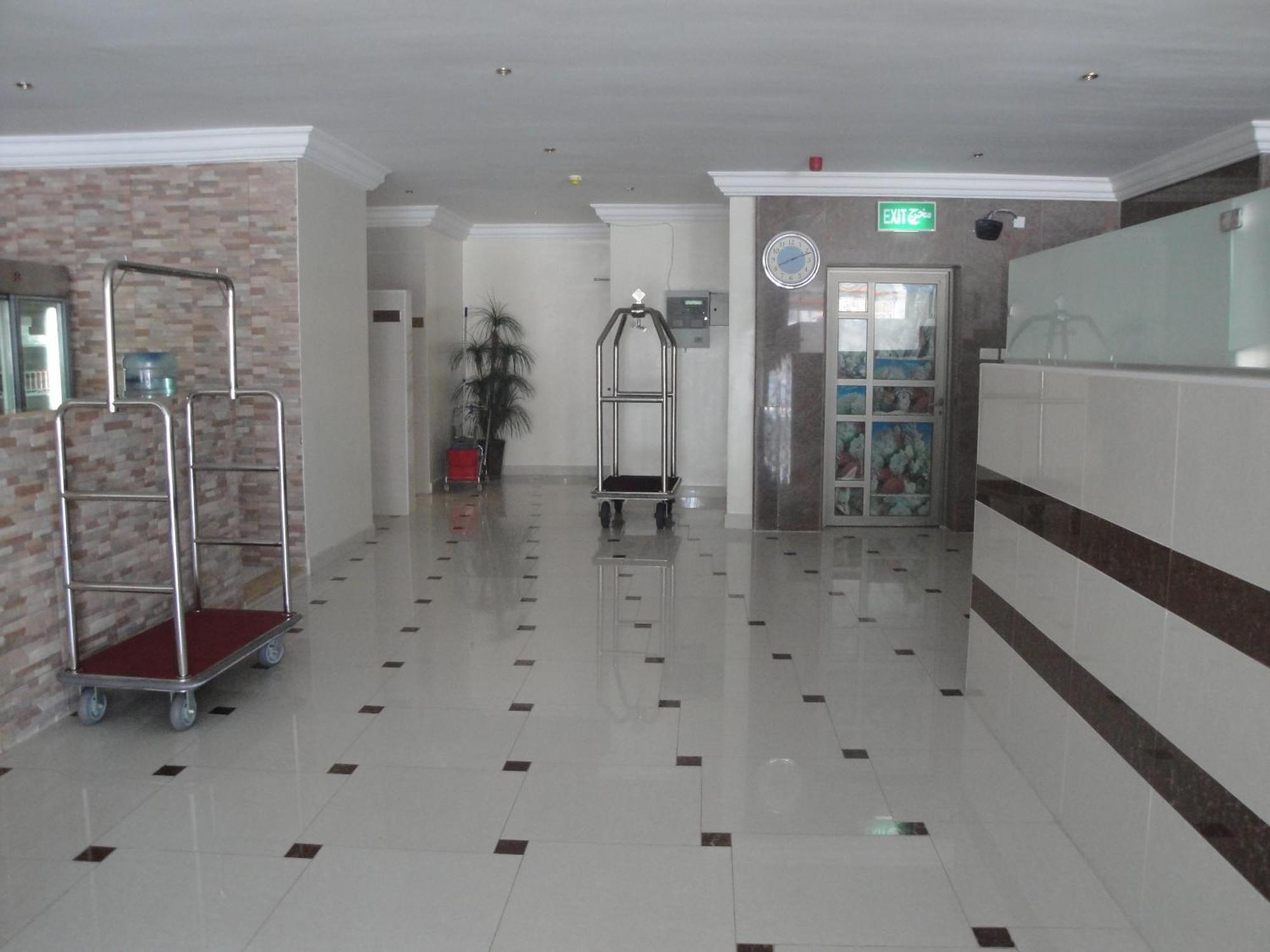 כוויית Marina Royal Hotel Suites מראה חיצוני תמונה