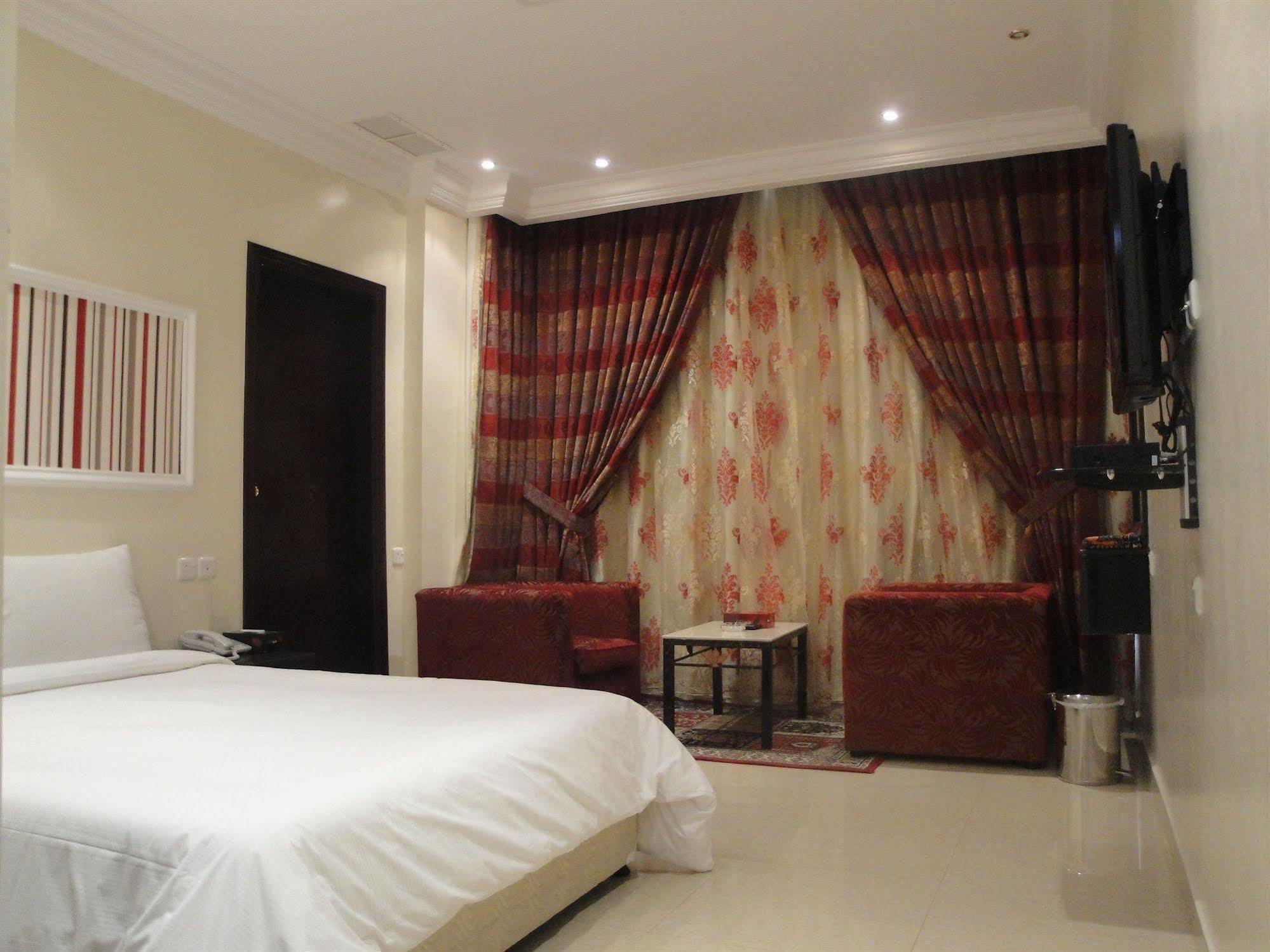 כוויית Marina Royal Hotel Suites מראה חיצוני תמונה